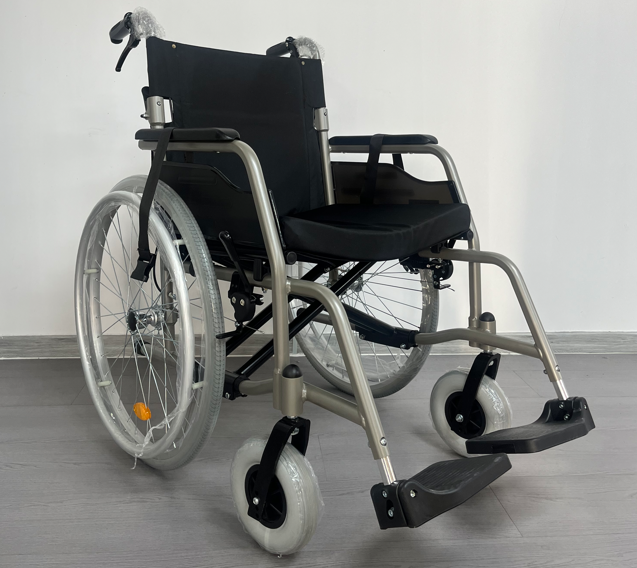 What is the difference between manual and electric wheelchairs.png