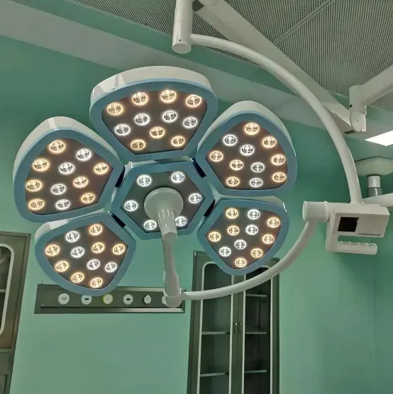 LED surgical lighthead with adjustable brightness and an easy-to-use control handle.webp
