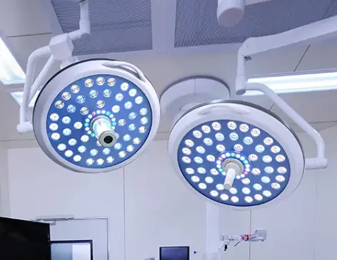 Minor Surgical Light Vs Exam Light Comparison.webp