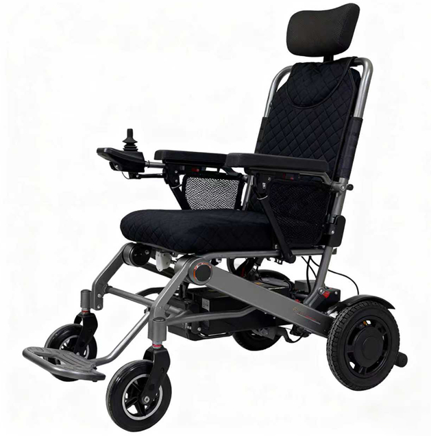 manual wheelchair vs electric wheelchair.png