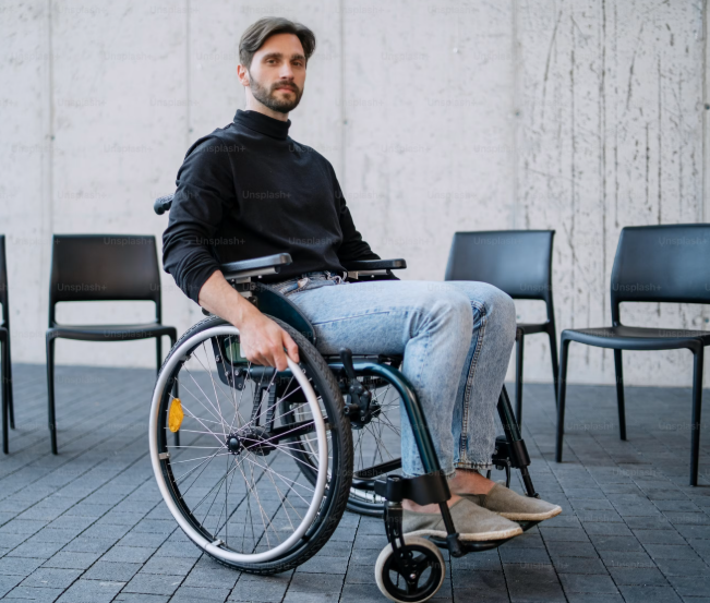 Manual VS lightweight wheelchair which one should you choose Manual VS lightweight wheelchair.png
