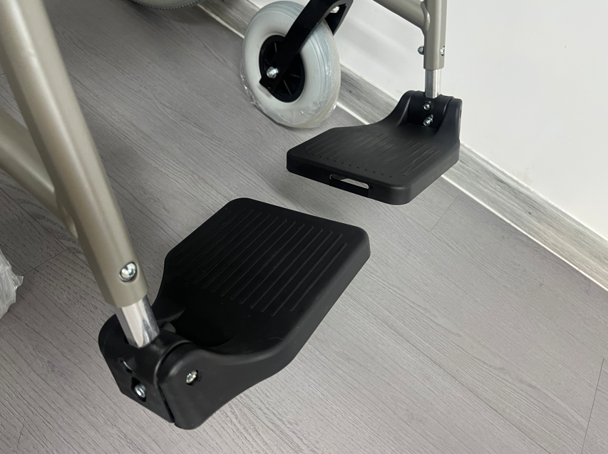 wheelchair footrest.png